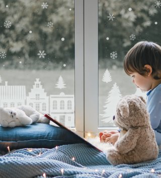 Vianoce /  Nálepka na stenu Christmas - domčeky, stromčeky, vločky a sneh SW039 